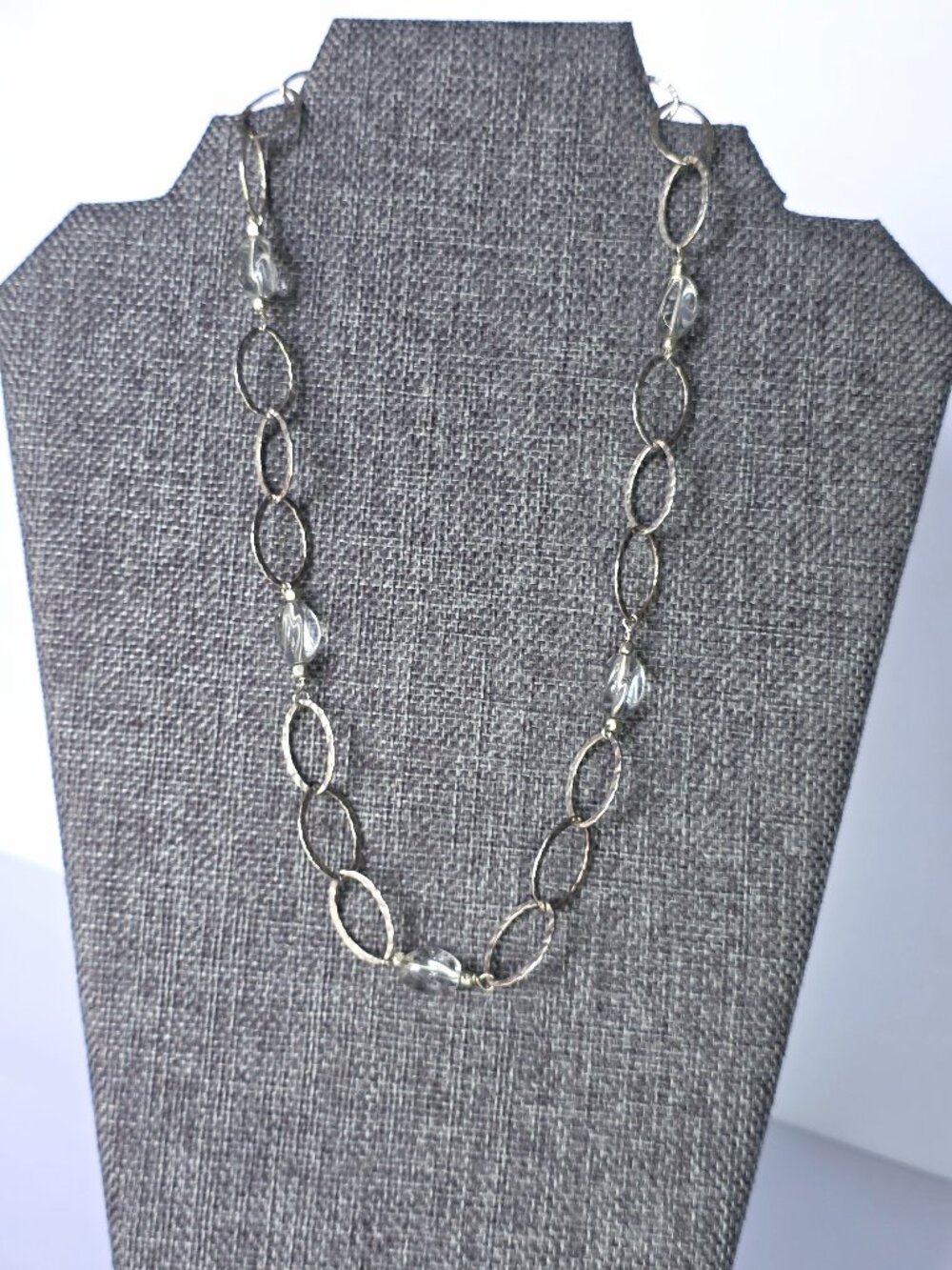 Silver Tone Hammered Oval Link Necklace Clear Beads Modern Minimalist 18"